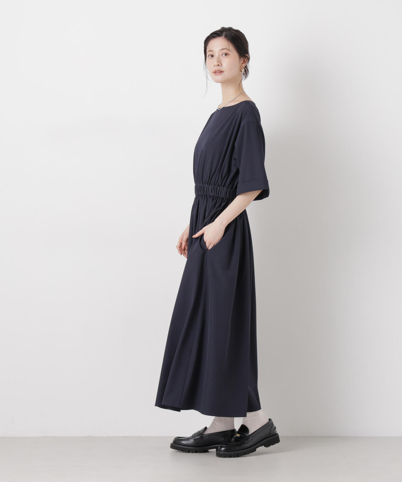 ウエストギャザーボートネックワンピース 6736119317