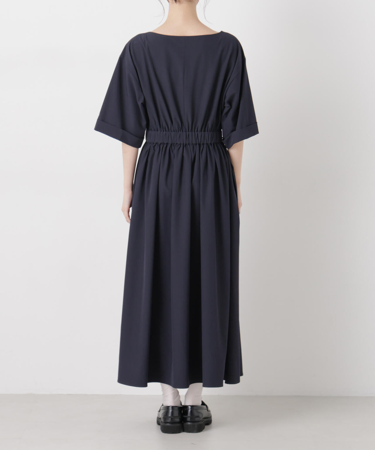 ウエストギャザーボートネックワンピース 6736119317
