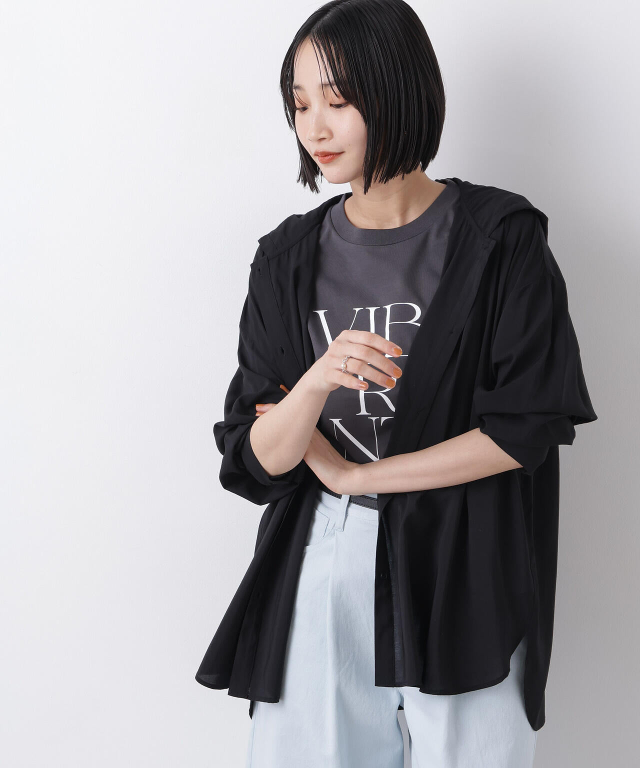 フーディーシャツ