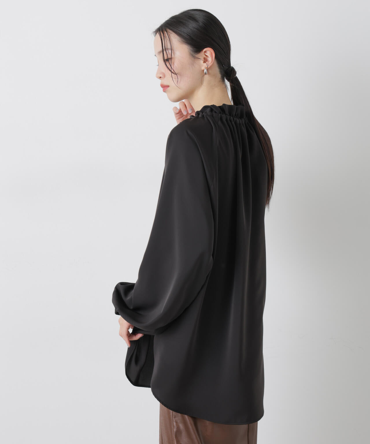 フリルカラーボータイブラウス 6736120306