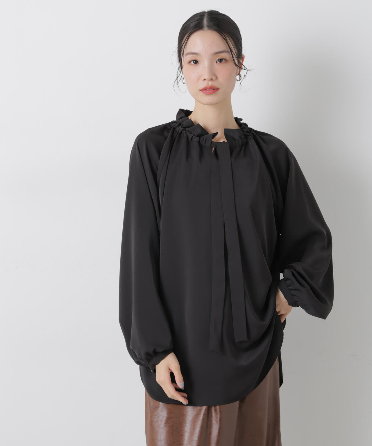 フリルカラーボータイブラウス 6736120306