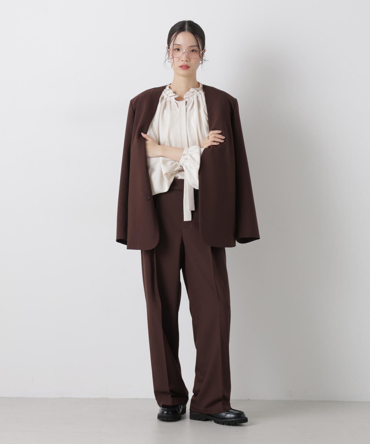 フリルカラーボータイブラウス 6736120306