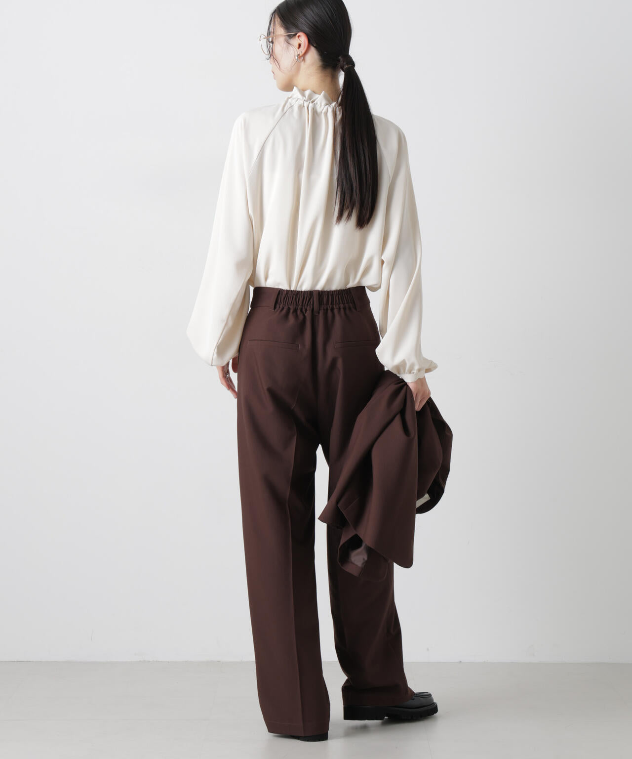 フリルカラーボータイブラウス 6736120306