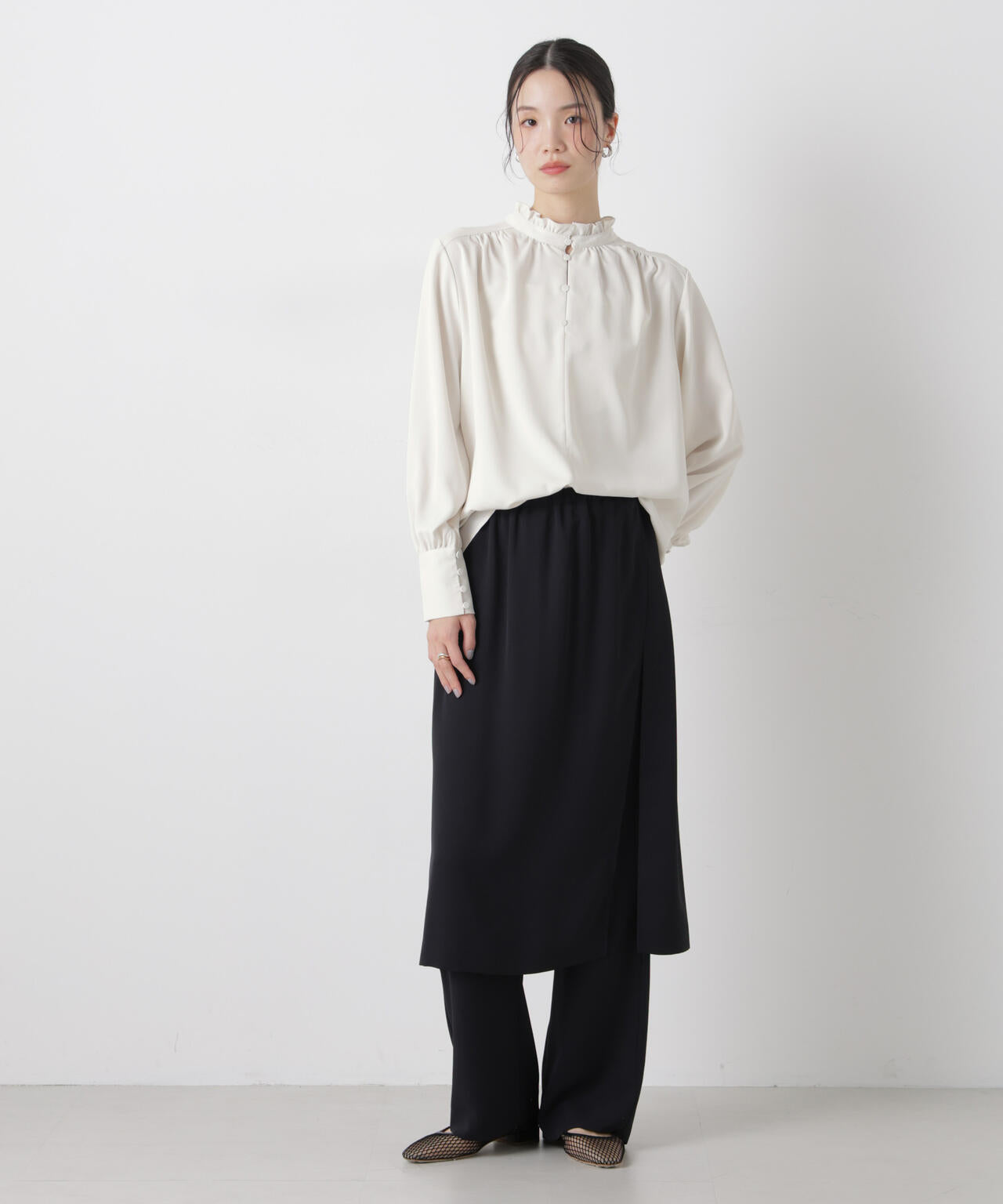 前後2wayスタンドカラーギャザーブラウス 6736120308