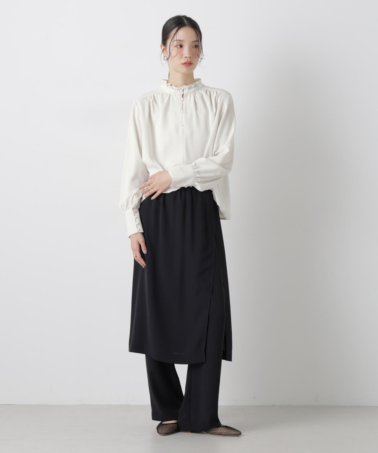 前後2wayスタンドカラーギャザーブラウス 6736120308