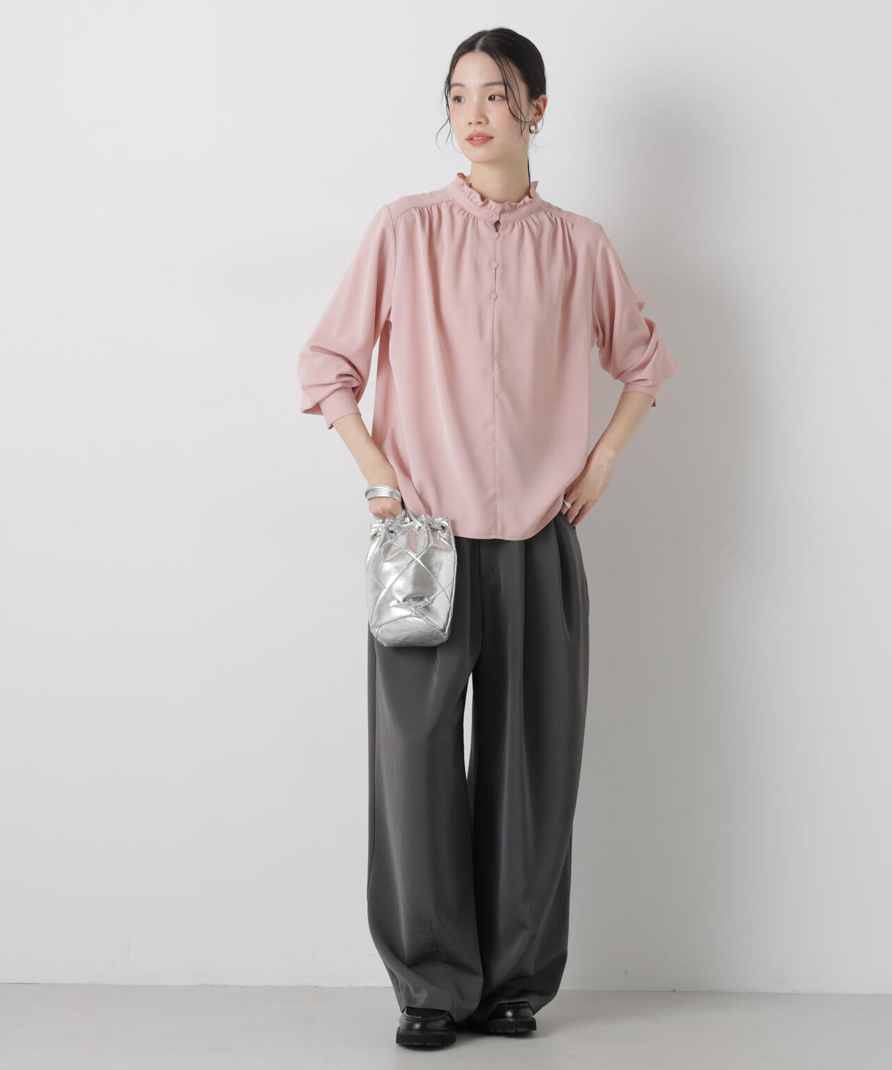 前後2wayスタンドカラーギャザーブラウス 6736120308