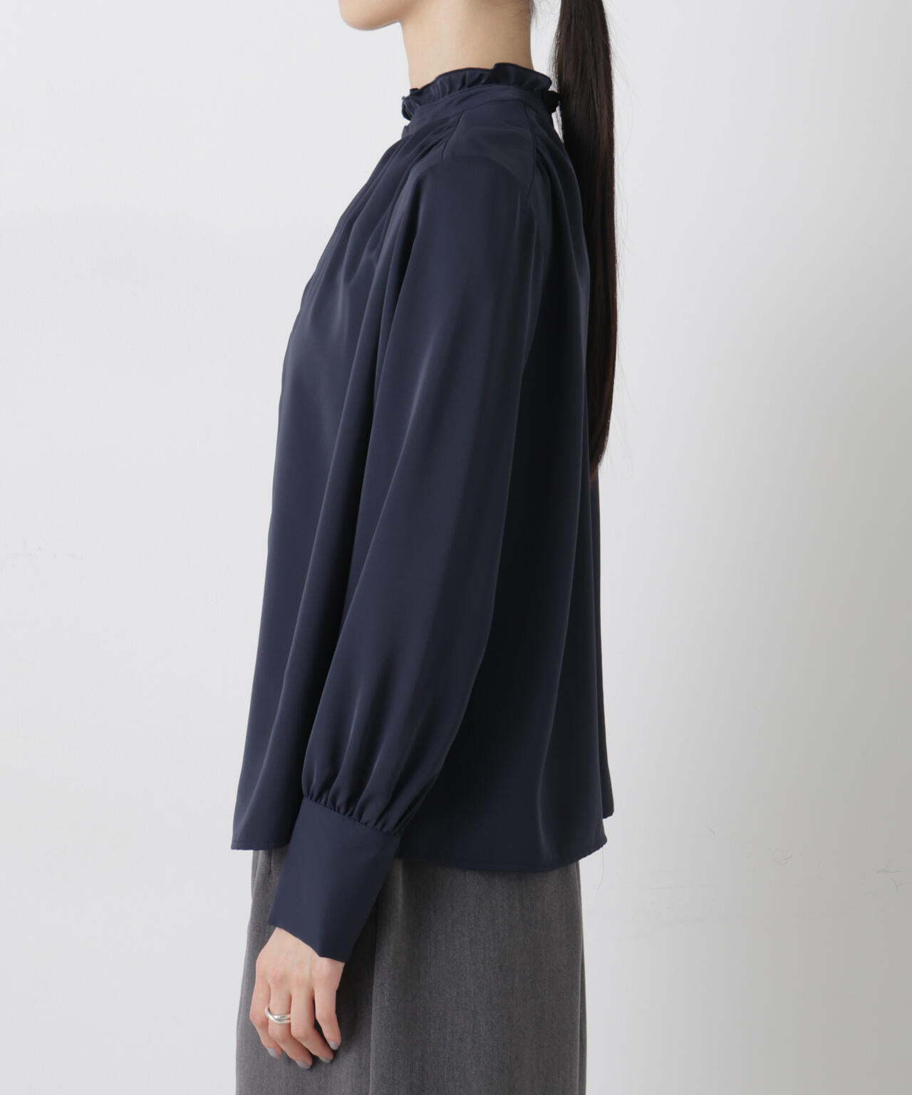 前後2wayスタンドカラーギャザーブラウス 6736120308