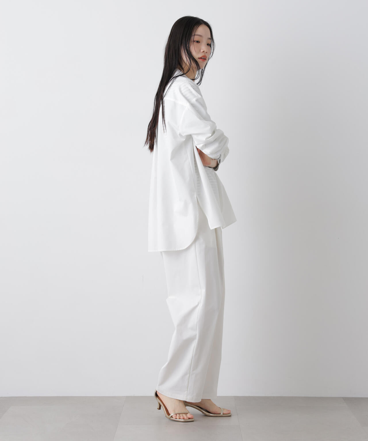 ディープVスキッパープルオーバーシャツ 6736120309