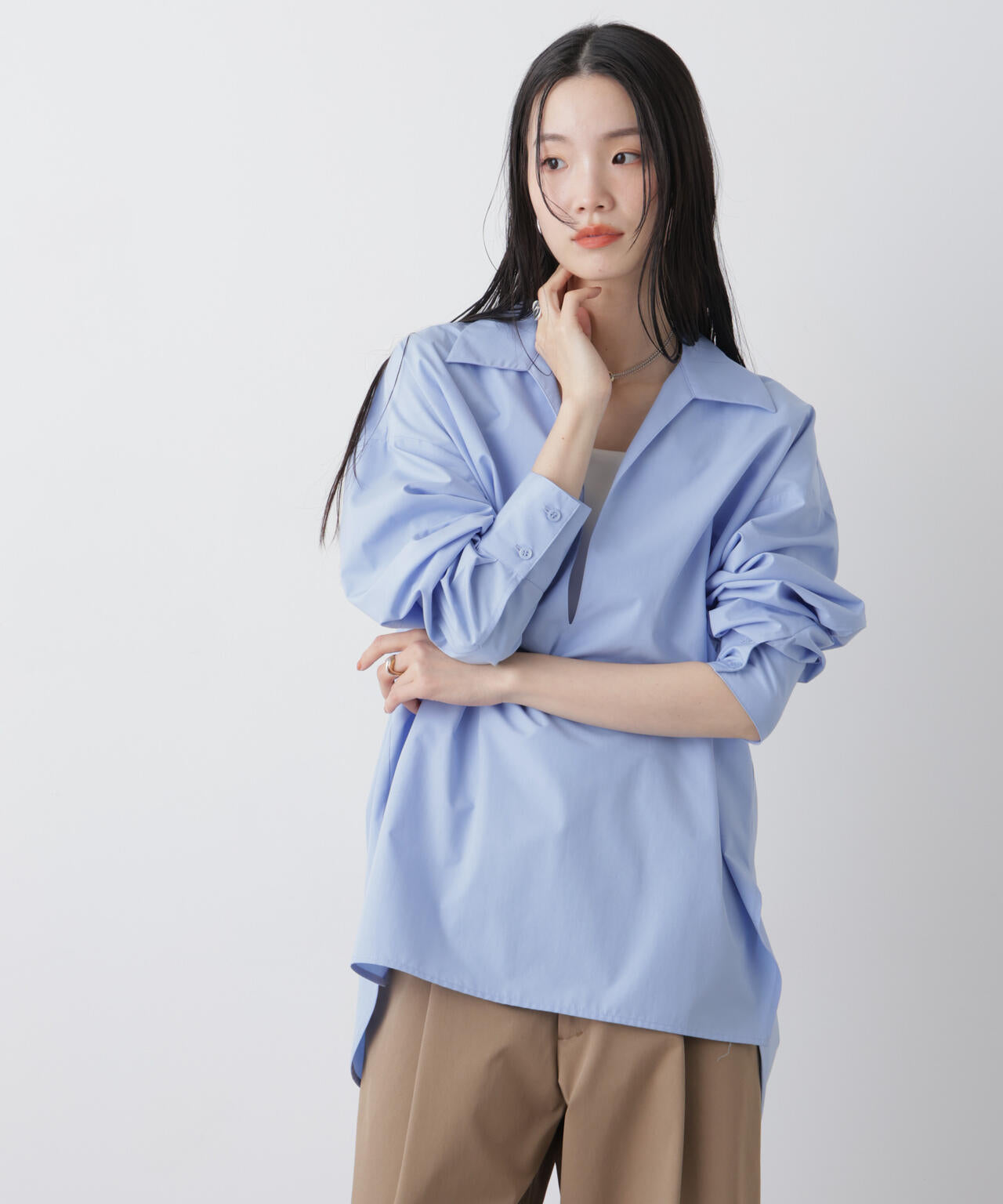 ディープVスキッパープルオーバーシャツ 6736120309