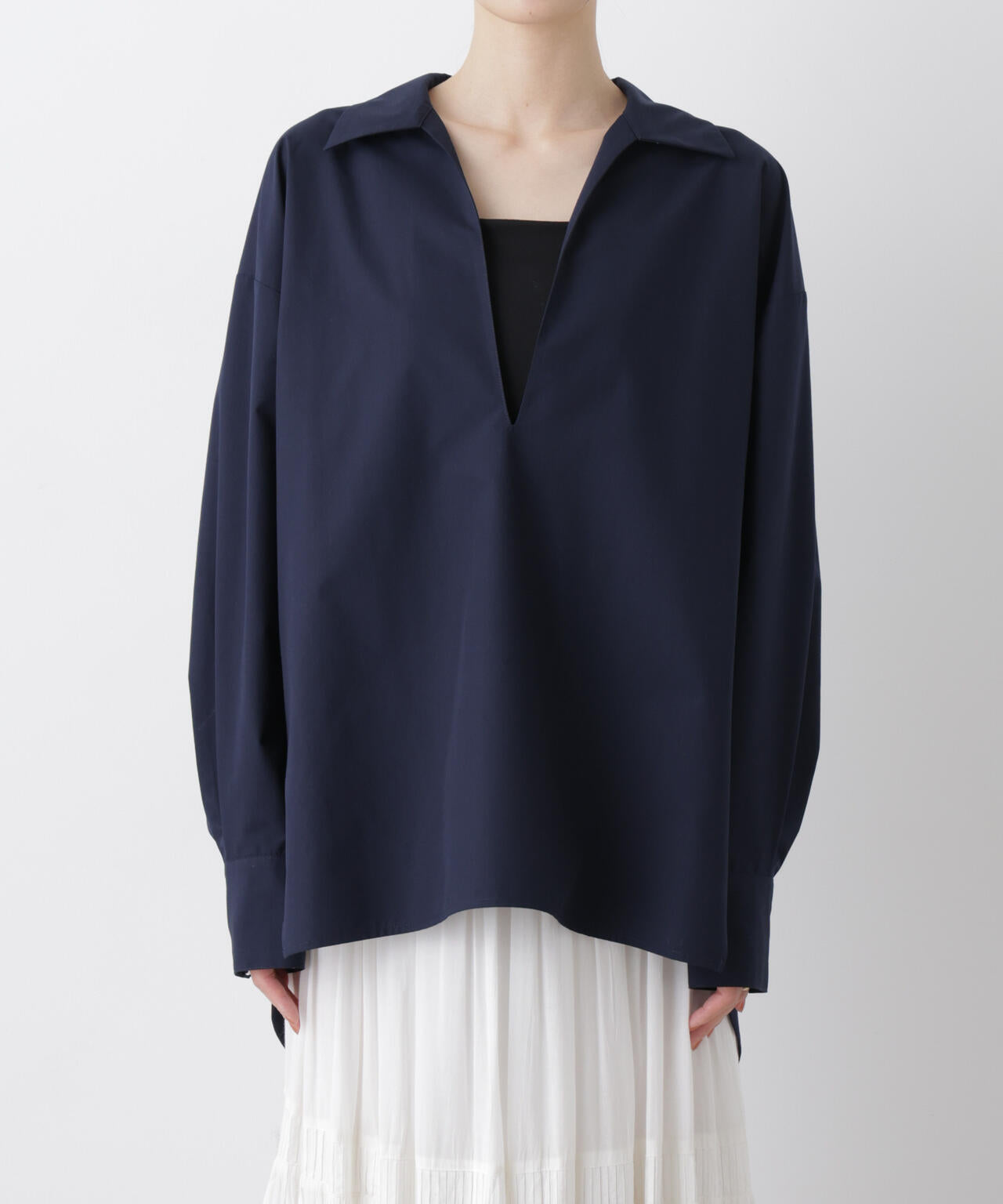 ディープVスキッパープルオーバーシャツ 6736120309