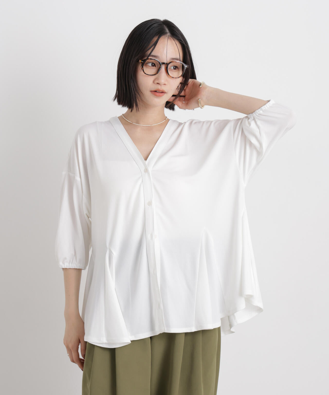 カットジョーゼットマチフレアVネックブラウス 6736121305