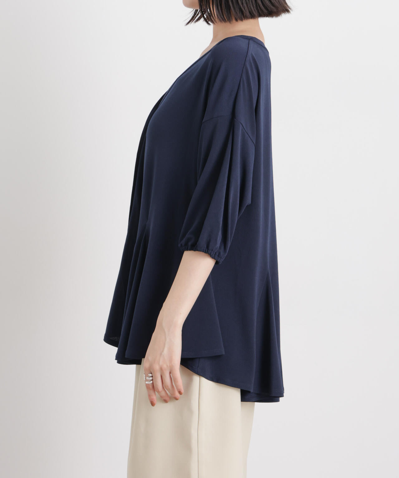 カットジョーゼットマチフレアVネックブラウス 6736121305