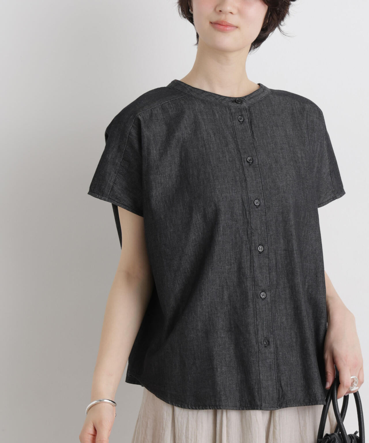 166cm　B:84 W:60 H:86 着用サイズ：F