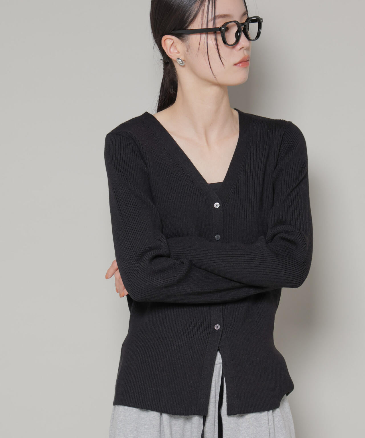 裾スリットVネックリブカーディガン 6736122300