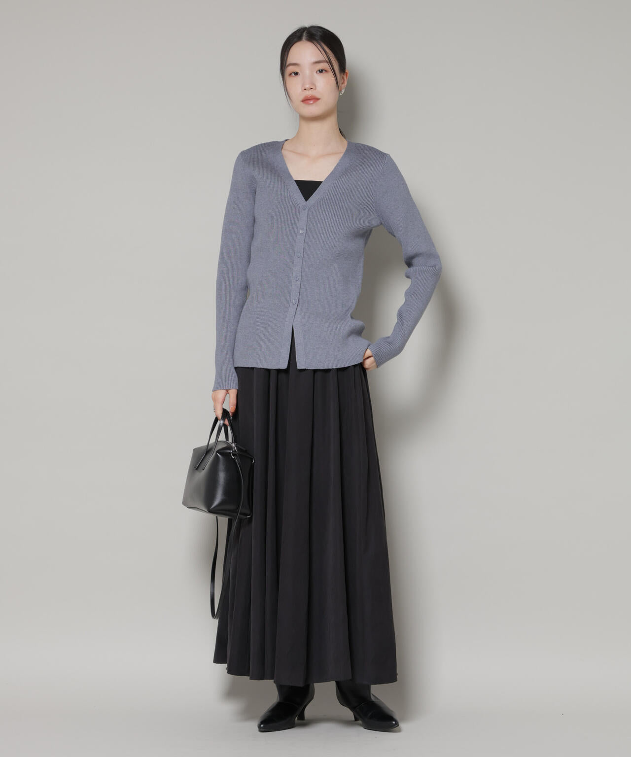 裾スリットVネックリブカーディガン 6736122300