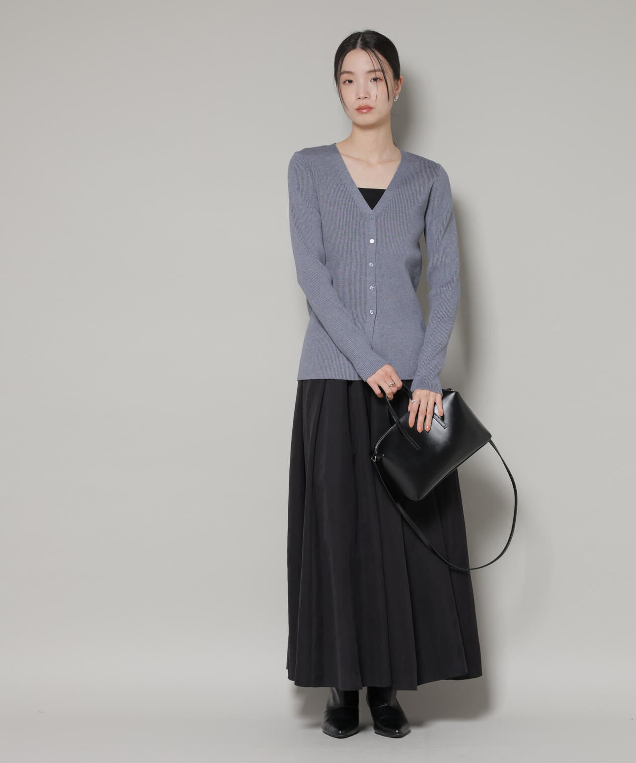 裾スリットVネックリブカーディガン 6736122300