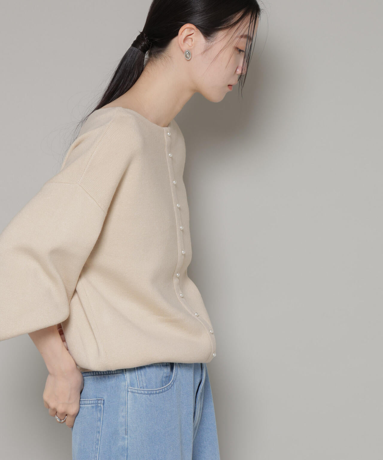 前後2wayセンターパール釦プルオーバーニット 6736122301