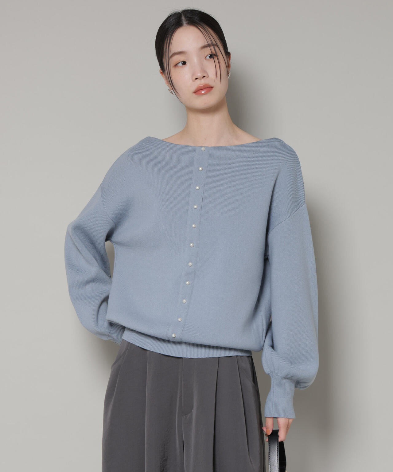 前後2wayセンターパール釦プルオーバーニット 6736122301