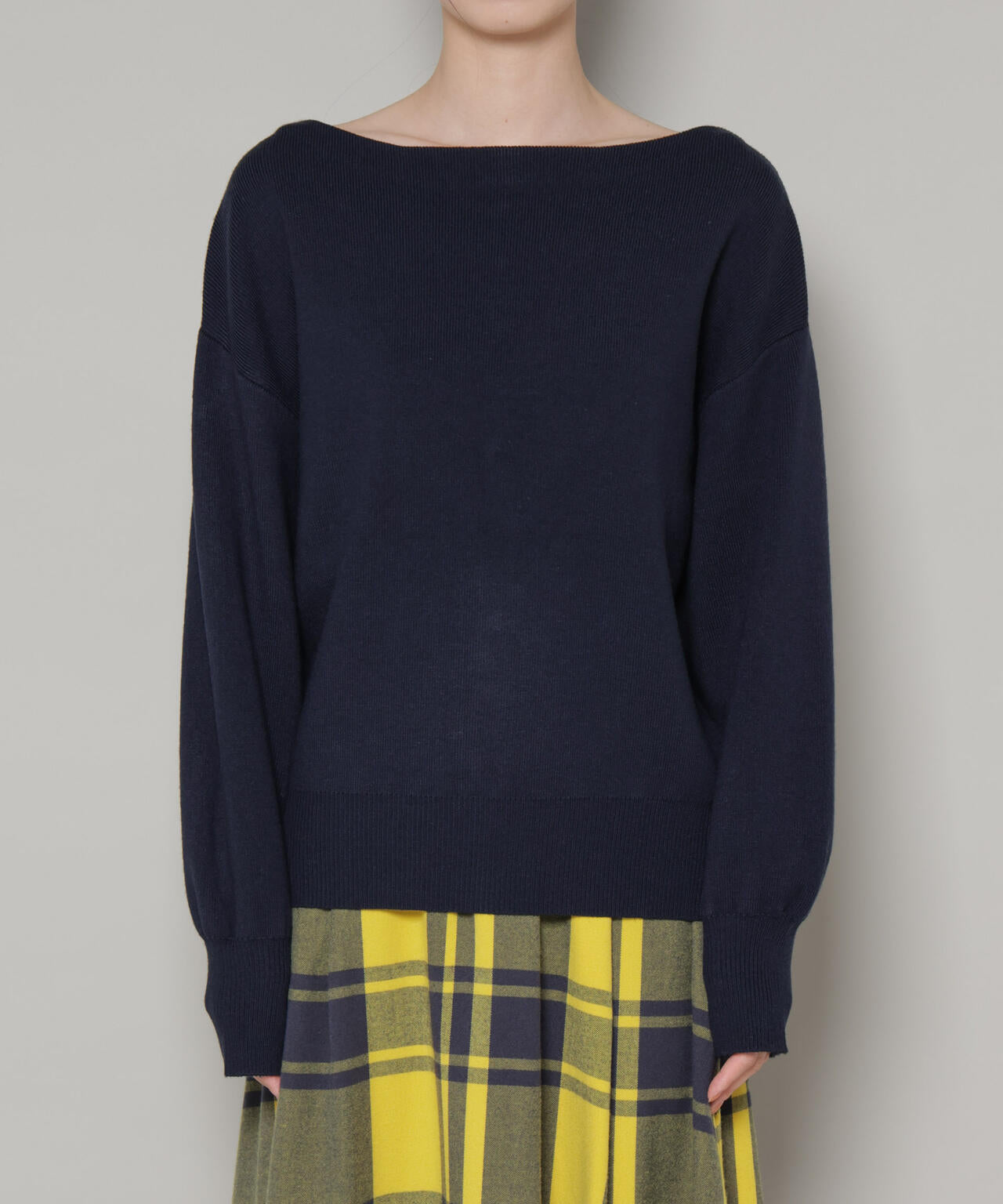 前後2wayセンターパール釦プルオーバーニット 6736122301