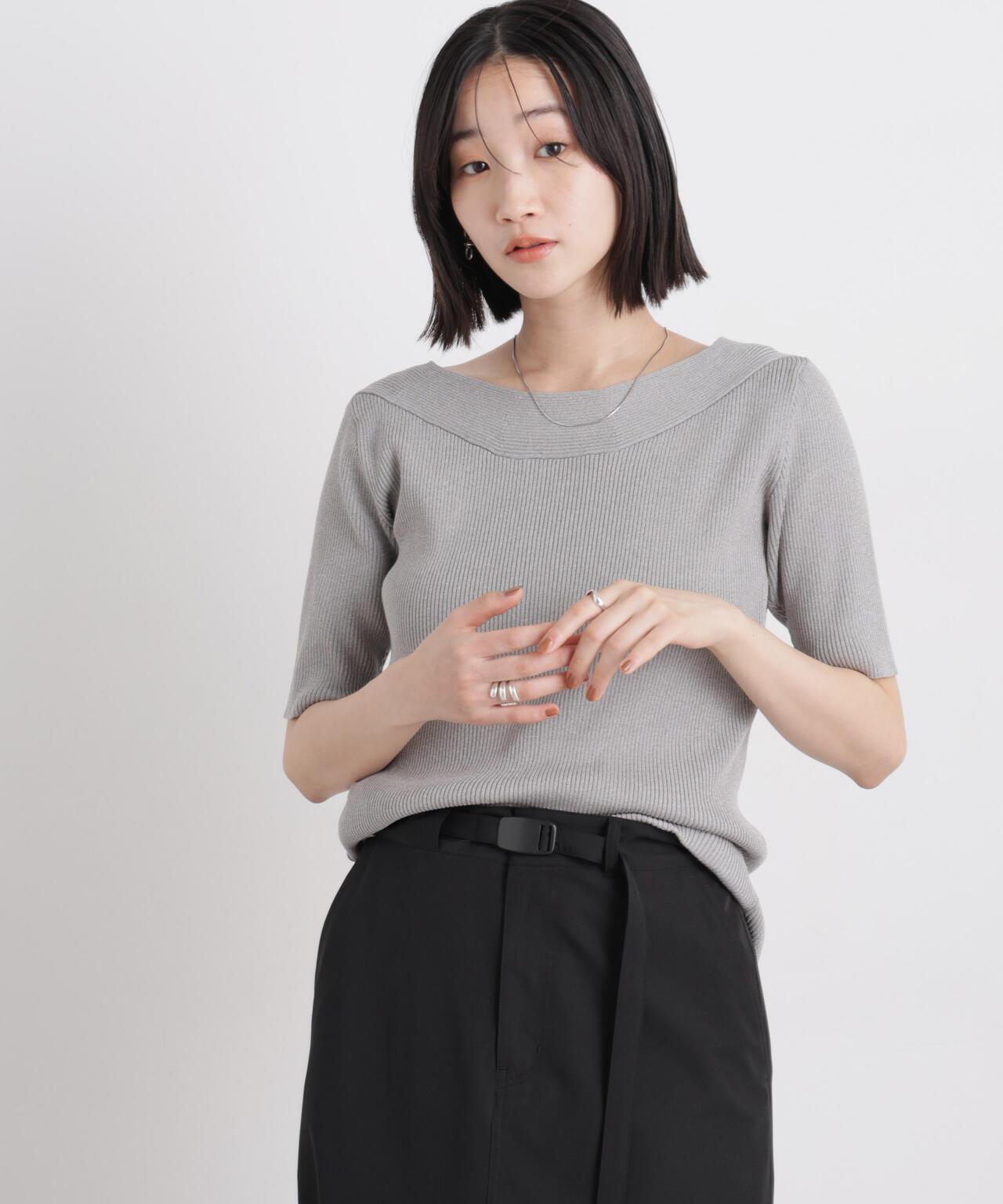 165cm　B:80 W:59 H:85 着用サイズ：F