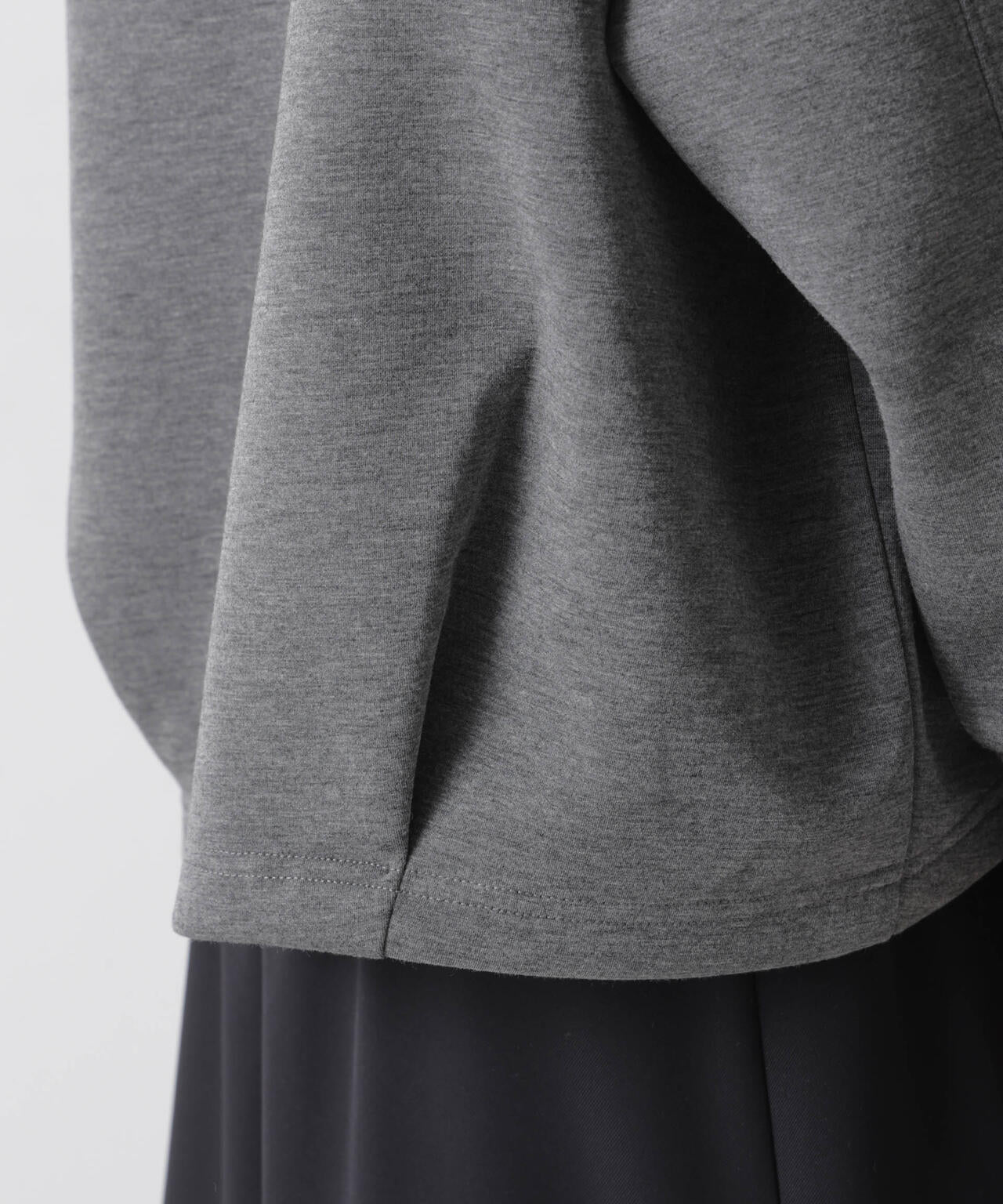 ソフトダンボールドルマンコクーンシルエットプルオーバー 6736123302