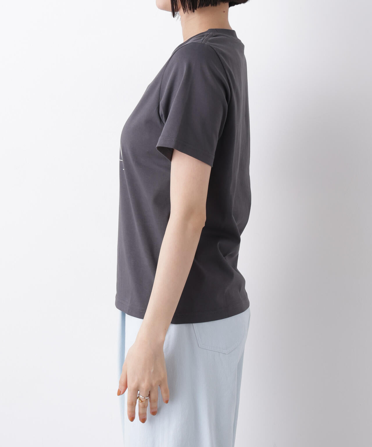 接触冷感&紫外線防止機能 ロゴプリントTシャツ 6736124302