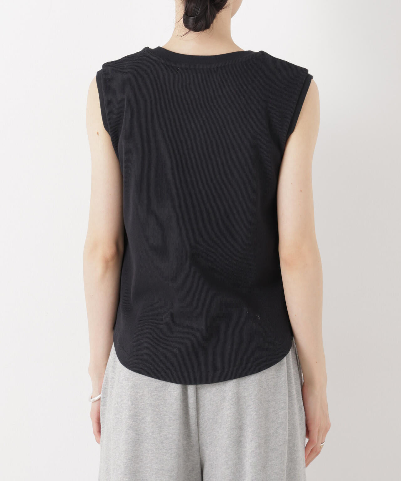 UVカット抗菌防臭吸水速乾イージーケアノースリーブトップス 6736124309