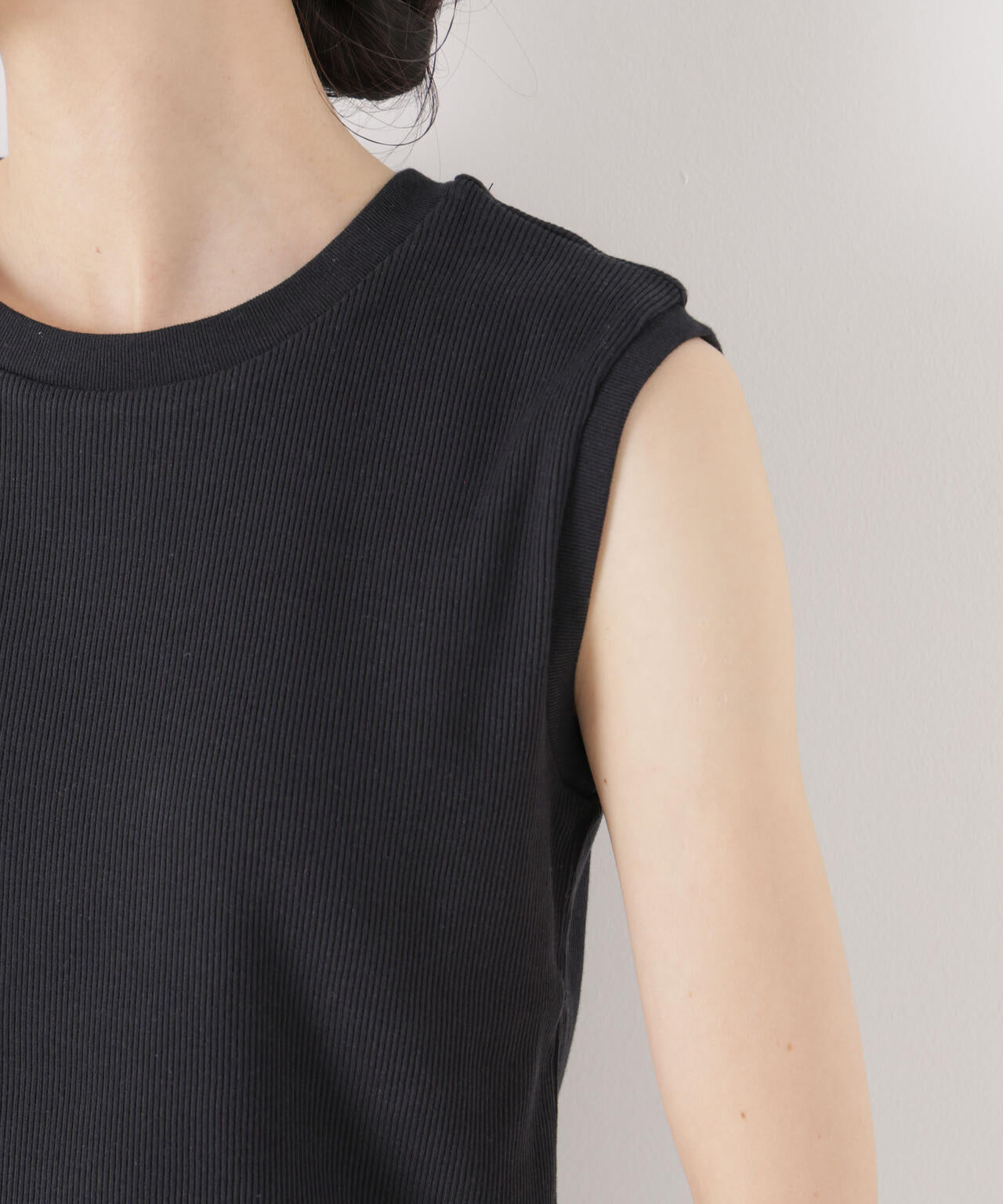 UVカット抗菌防臭吸水速乾イージーケアノースリーブトップス 6736124309