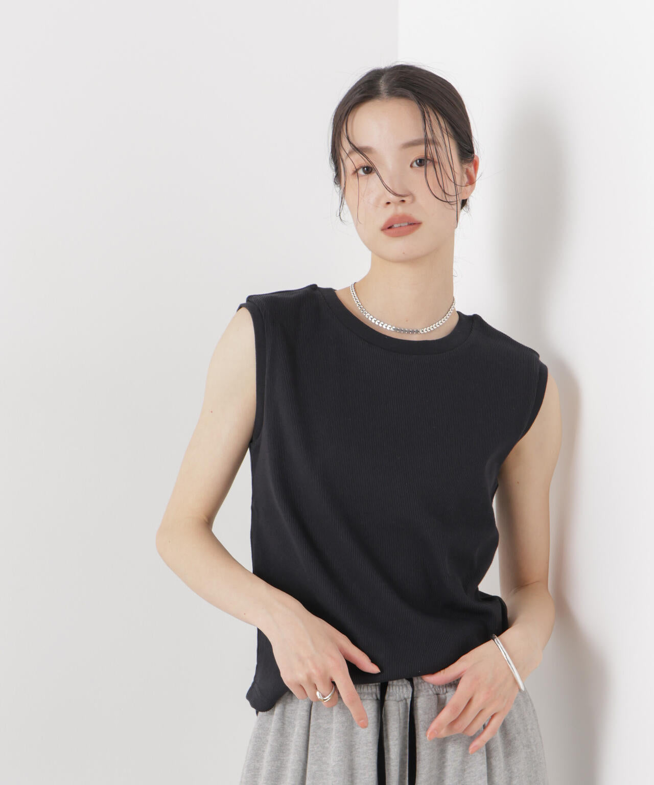 UVカット抗菌防臭吸水速乾イージーケアノースリーブトップス 6736124309