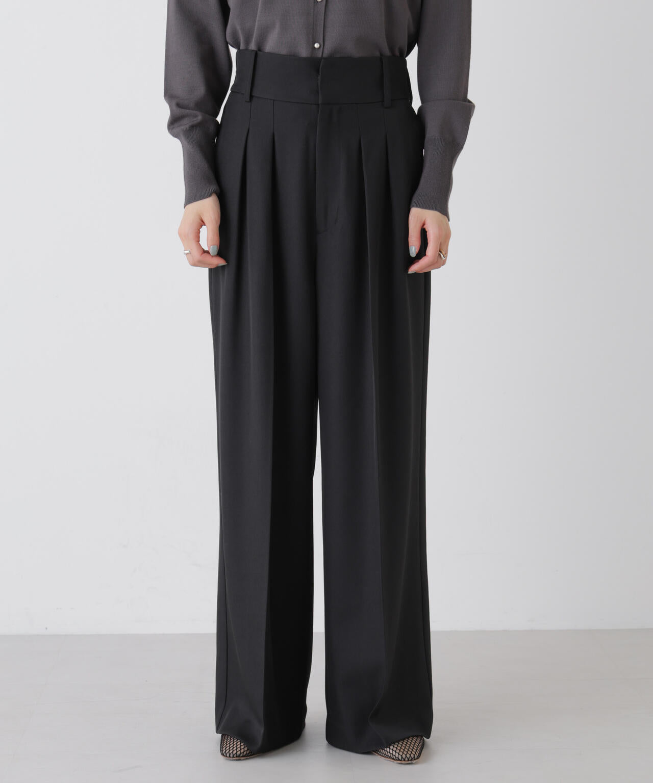 ハイウエストツータックワイドパンツ 6736127303