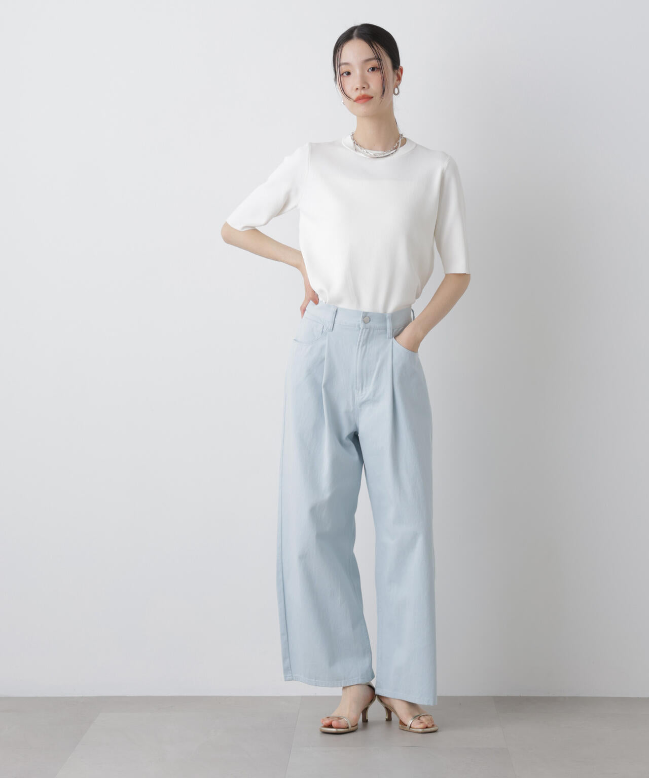 コットンツイルタックワイドパンツ 6736127304