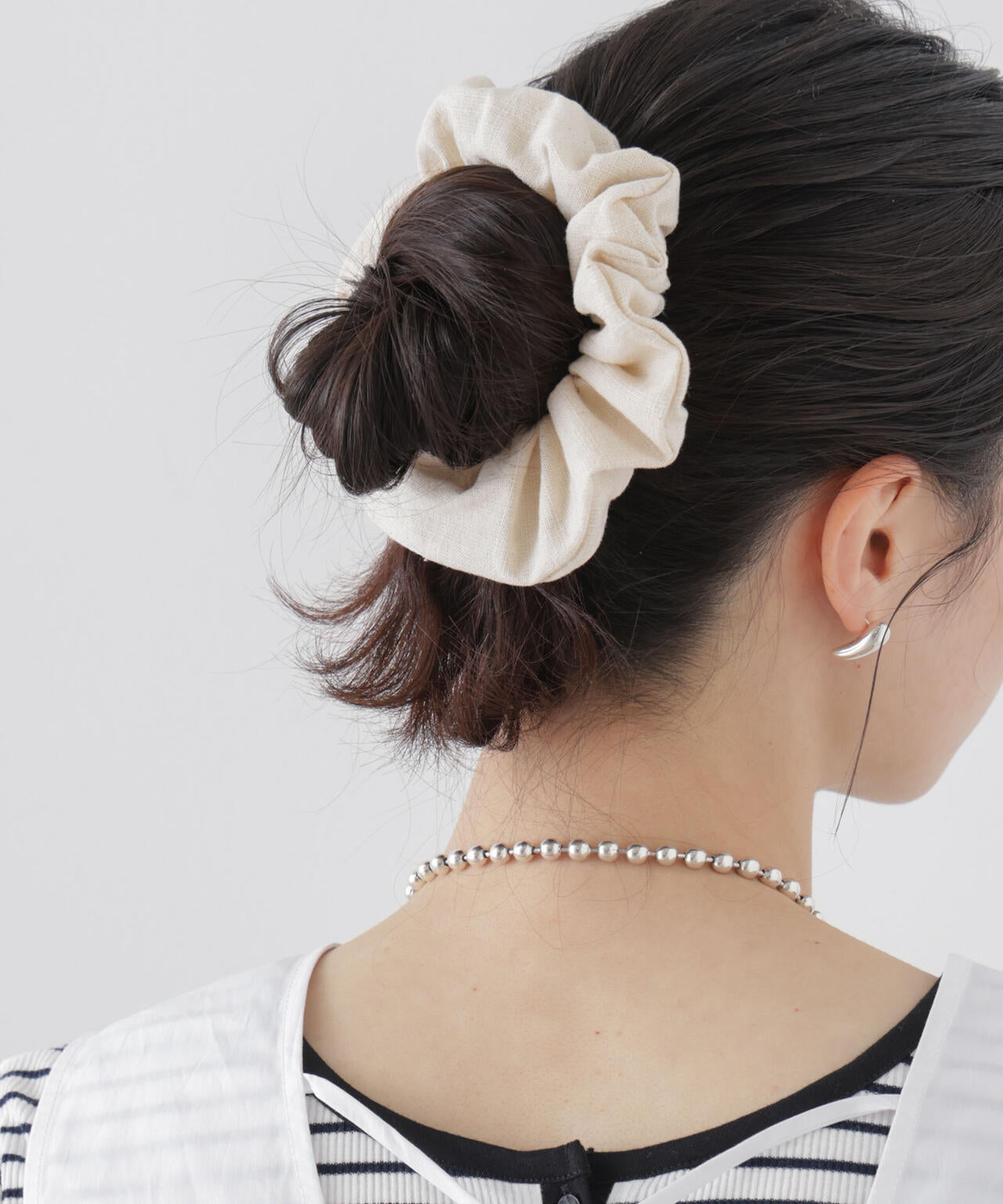 リネンライクファブリックシュシュ