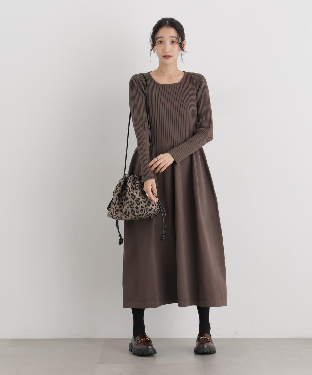フォルムスカートニットワンピース 6736219314