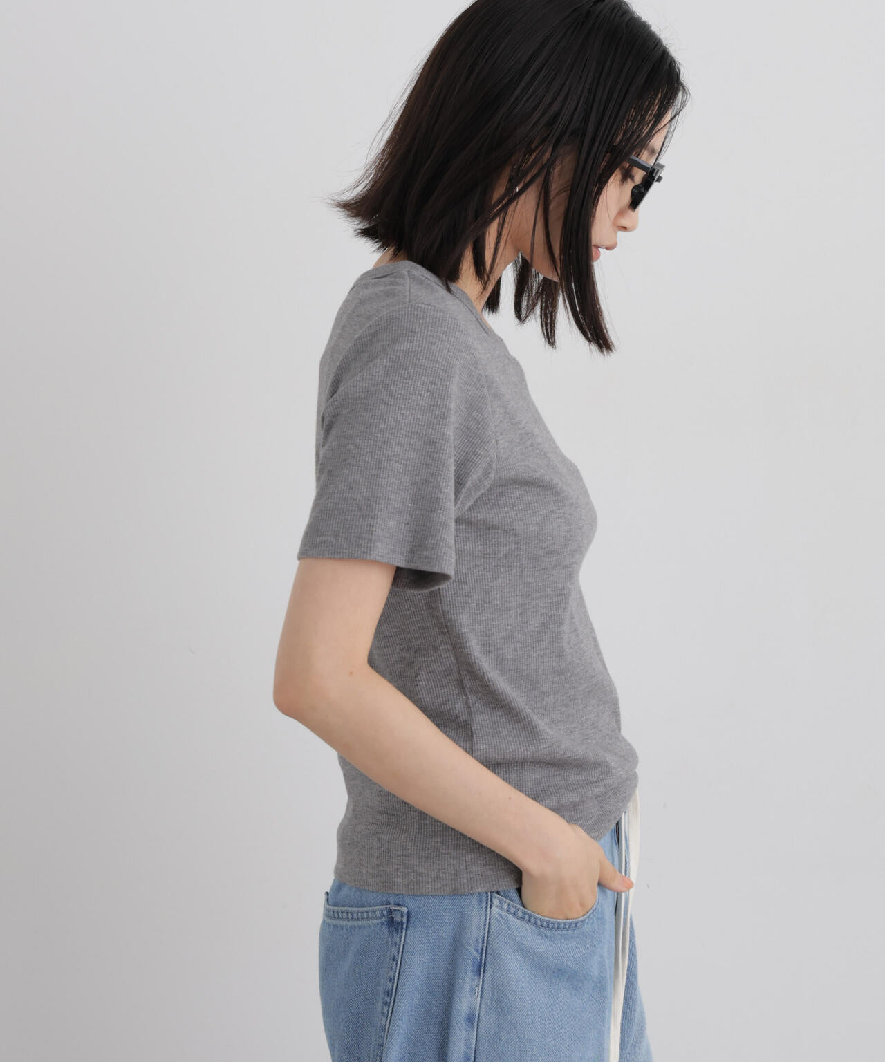 ラメリブカットクルーネックTシャツ 6736224308