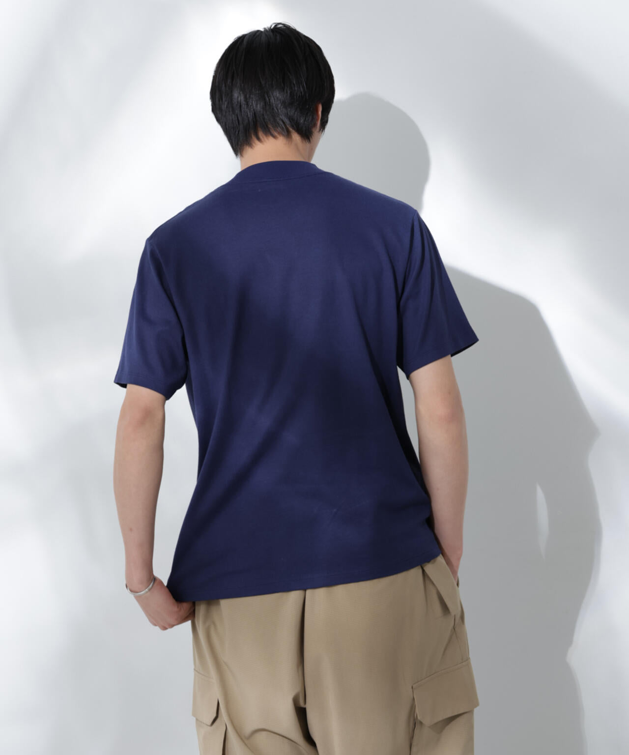 Anti Soaked(R)  汗染み防止 モックネックレギュラーシルエットTシャツ 6685124204