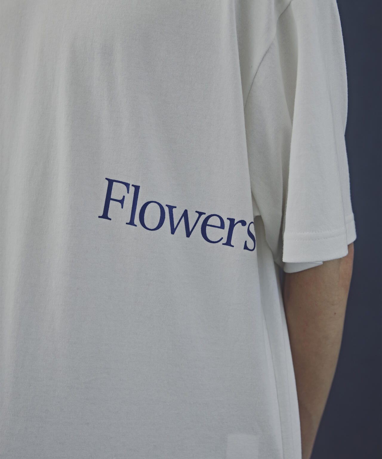 「Commonuse」ヴィンテージライク Flowers Tシャツ 6724224214