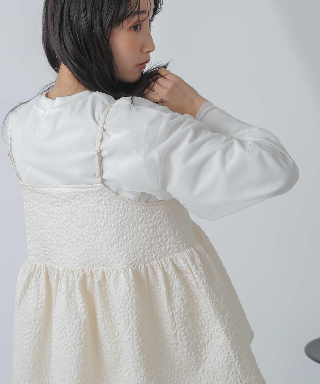 チュールレイヤードロングスリーブTシャツ 6734123307