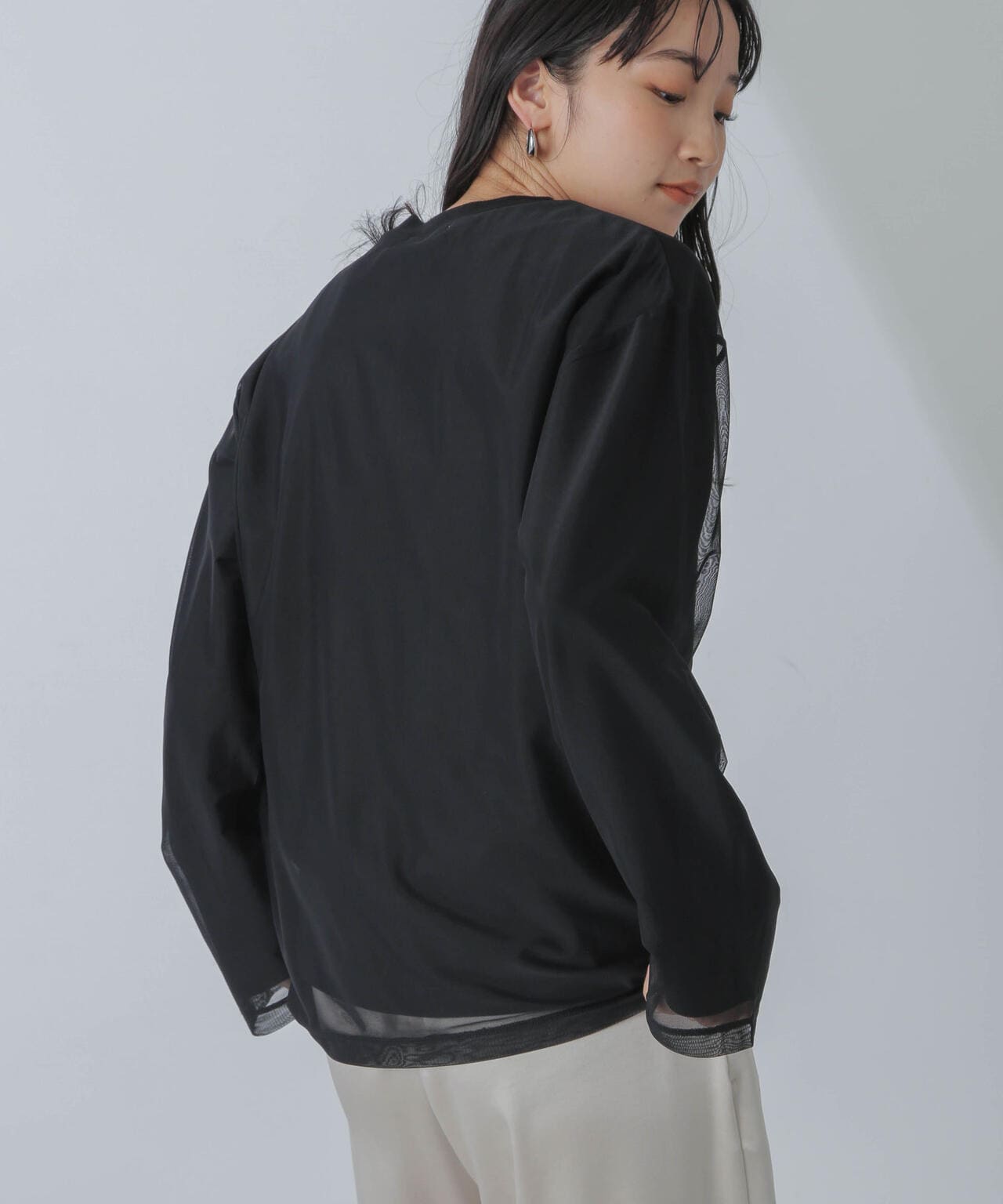 チュールレイヤードロングスリーブTシャツ 6734123307