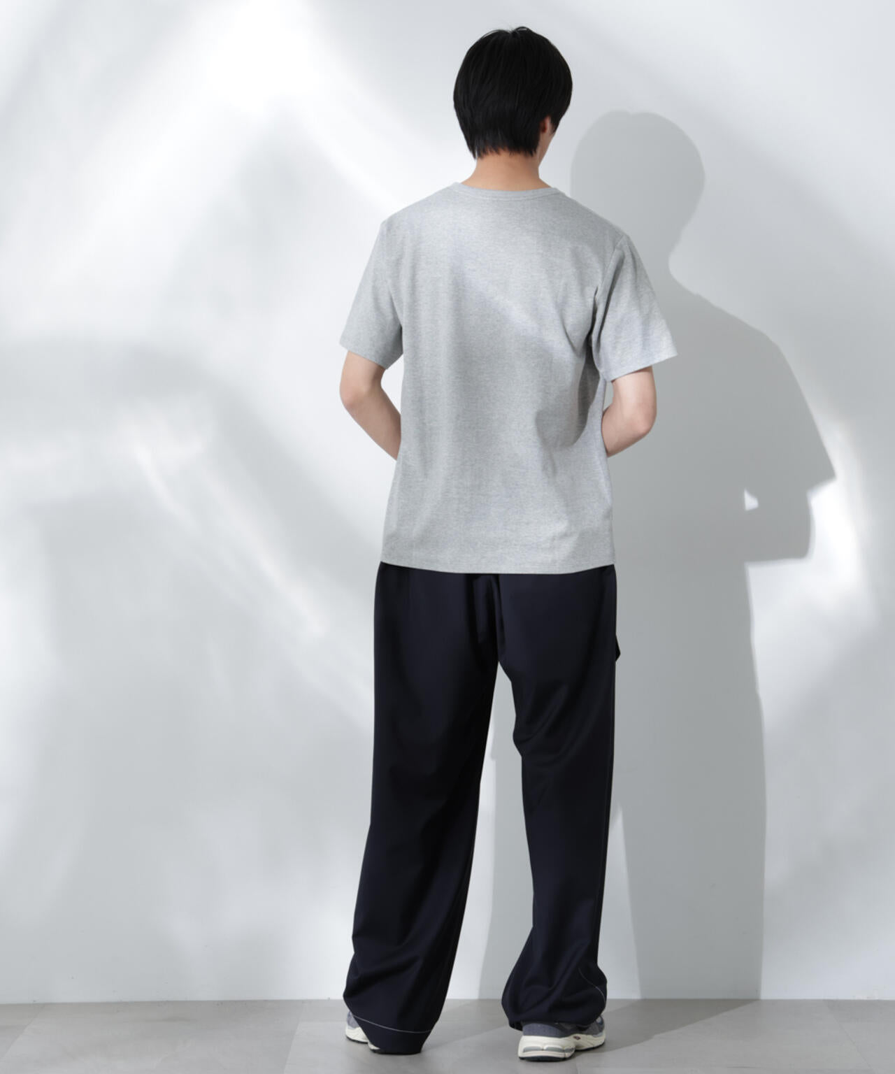 WEB限定/Anti Soaked(R) 汗染み防止 Vネック レギュラーシルエットTシャツ 6685124206