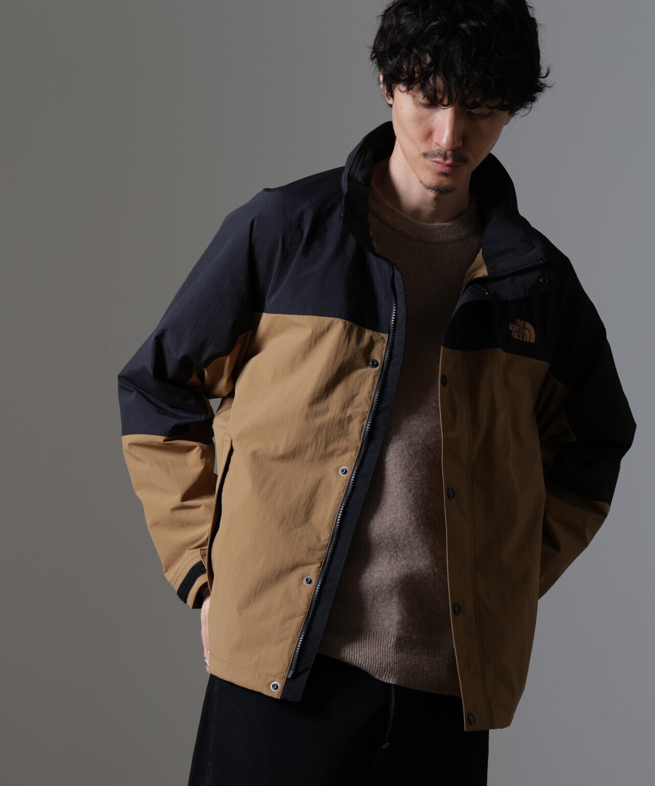 THE NORTH FACE/Hydrena Wind Jacket 6704212053