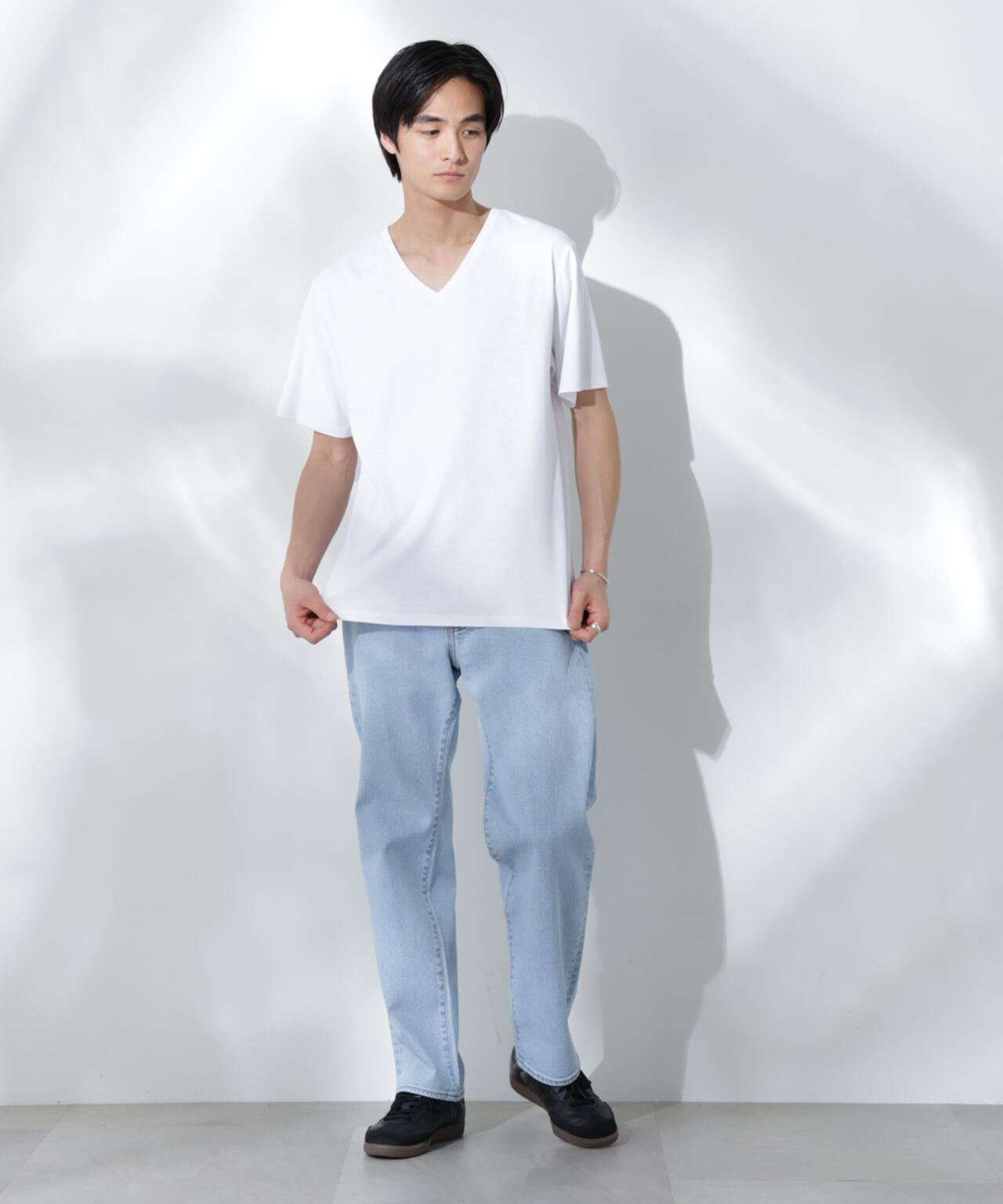 WEB限定/Anti Soaked(R) 汗染み防止 Vネック レギュラーシルエットTシャツ 6685124206