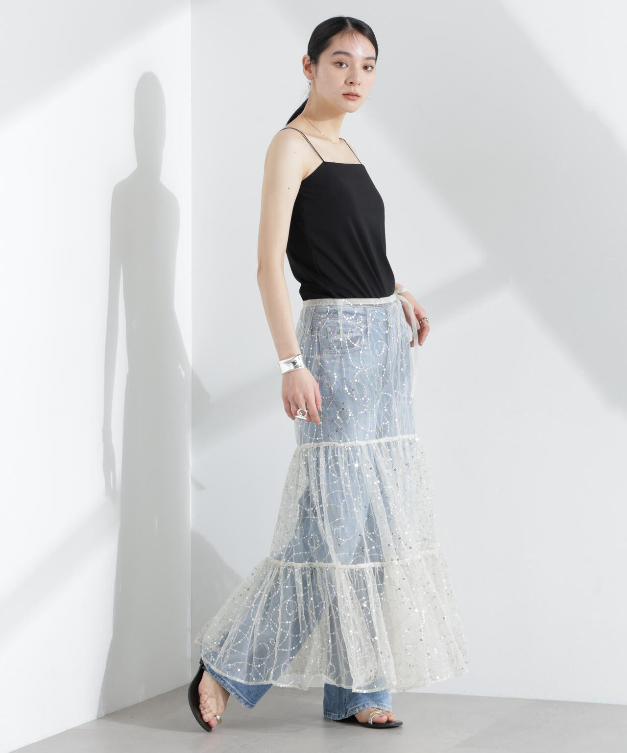 Sara mallika/SHINY SEQUIN EMBROIDERY SKIRT 6715130014